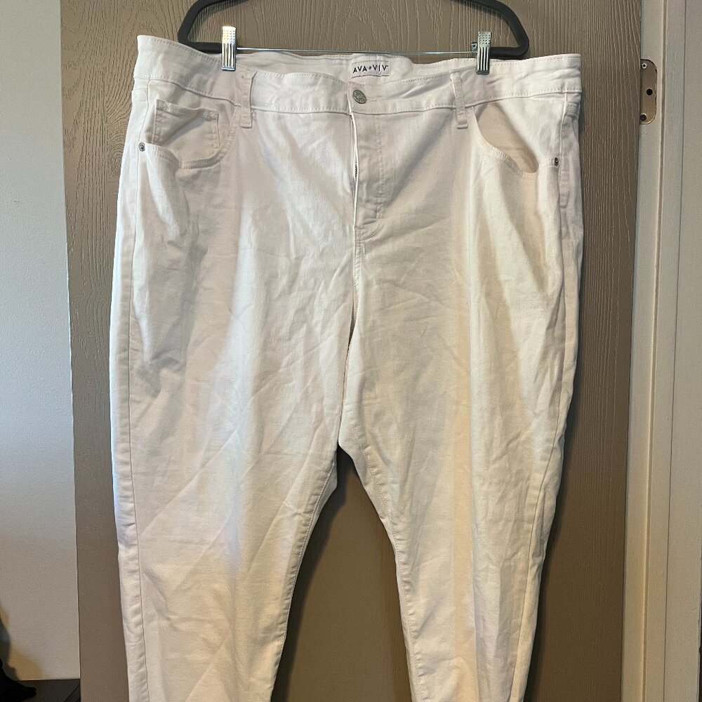 Ava & Viv White High-Waist Jeans – Size 26W – Great Condition